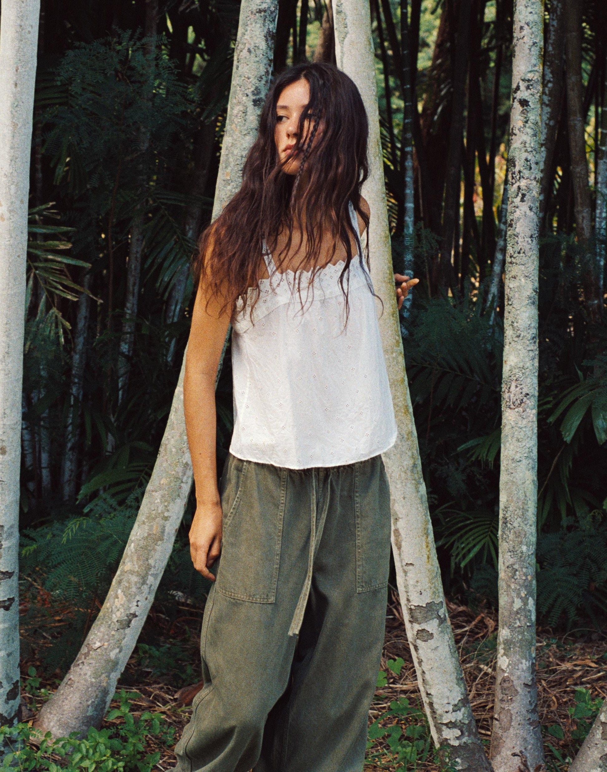 Madewell Pull-On Barrel-Leg Utility Pants in Airy Denim Faded Ivy