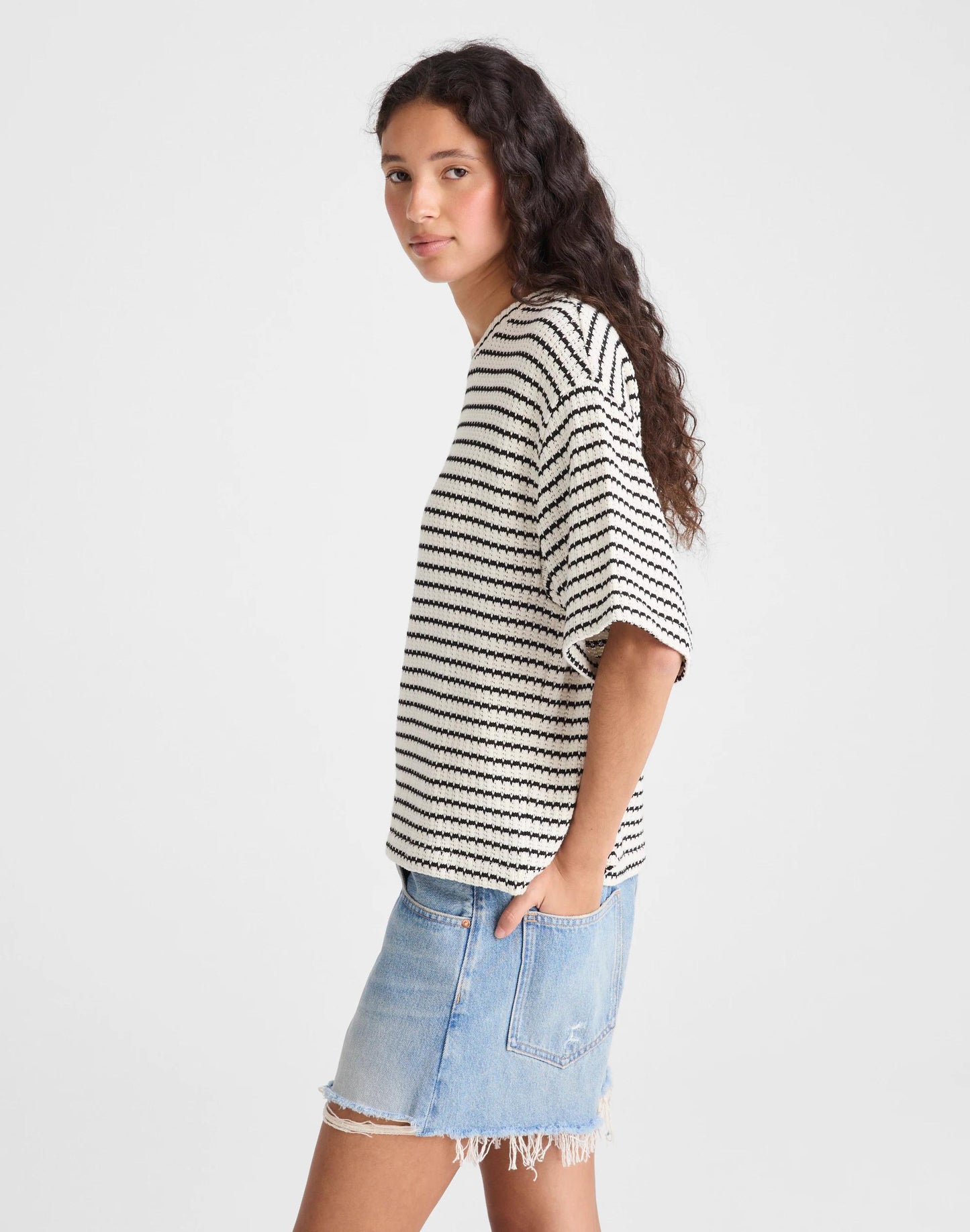 Madewell The Boxy Crop Tee in Allday Jersey Ivory And Black Tuck Stitch