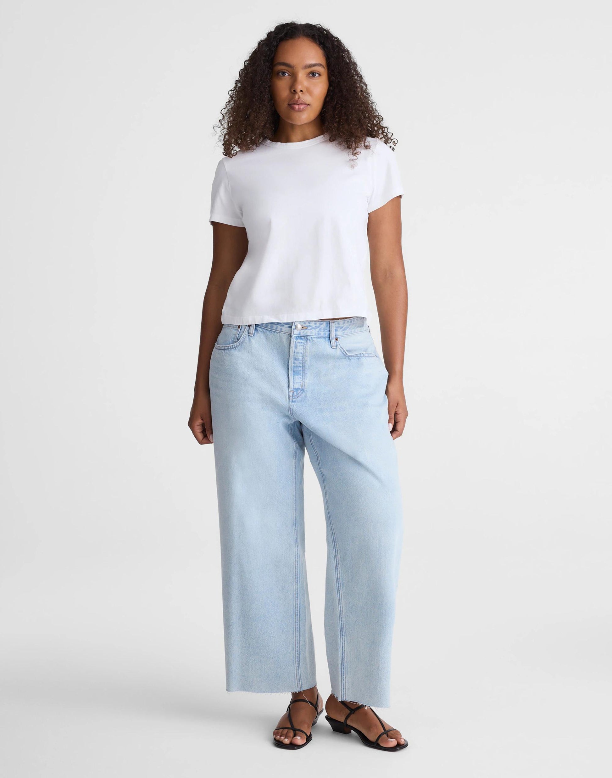 Madewell Curvy Low-Slung Baggy Crop Jeans in Foster Wash Foster Wash