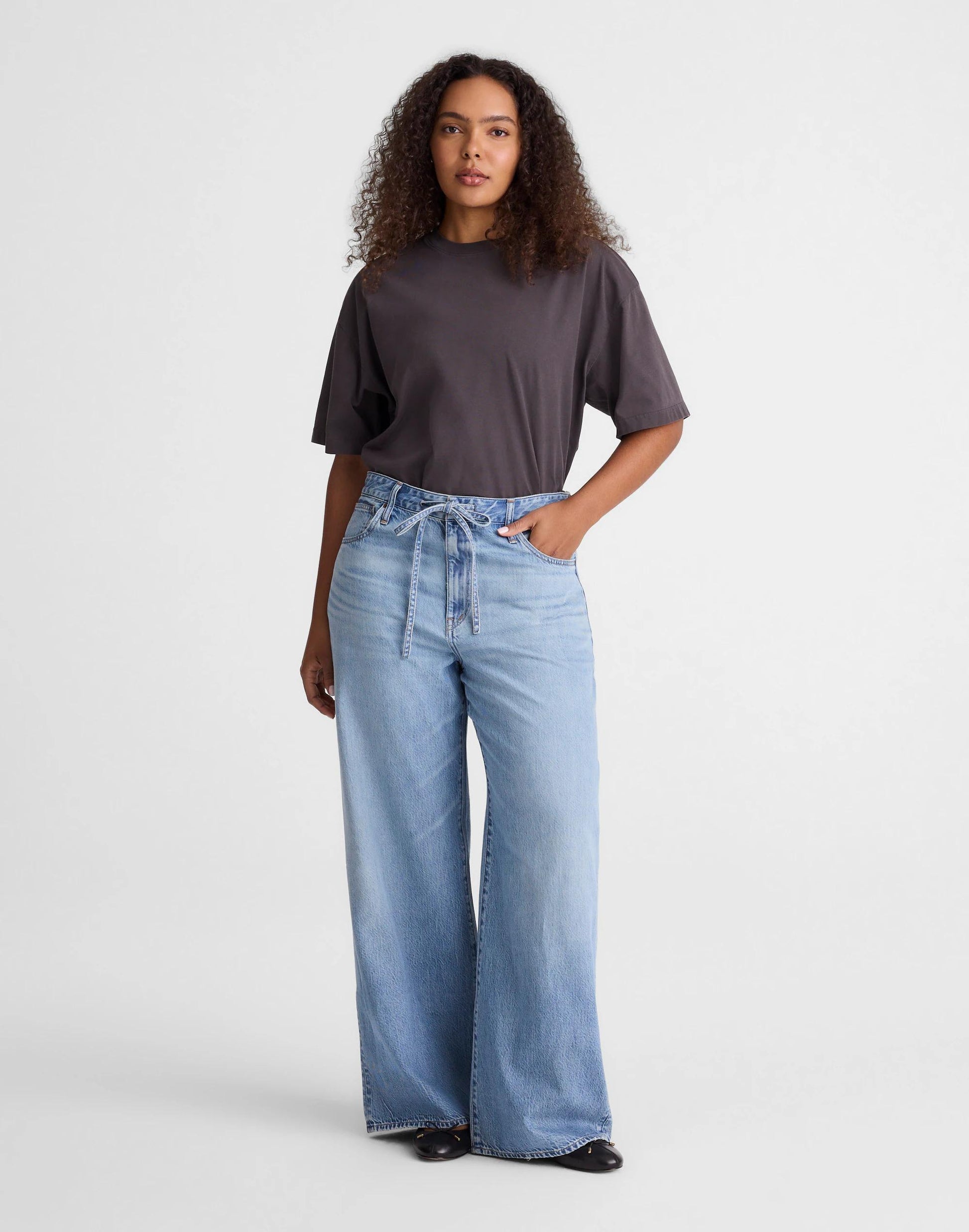 Madewell The Curvy Ultimate Wide-Leg Jean in Airy Denim Raebrook Wash