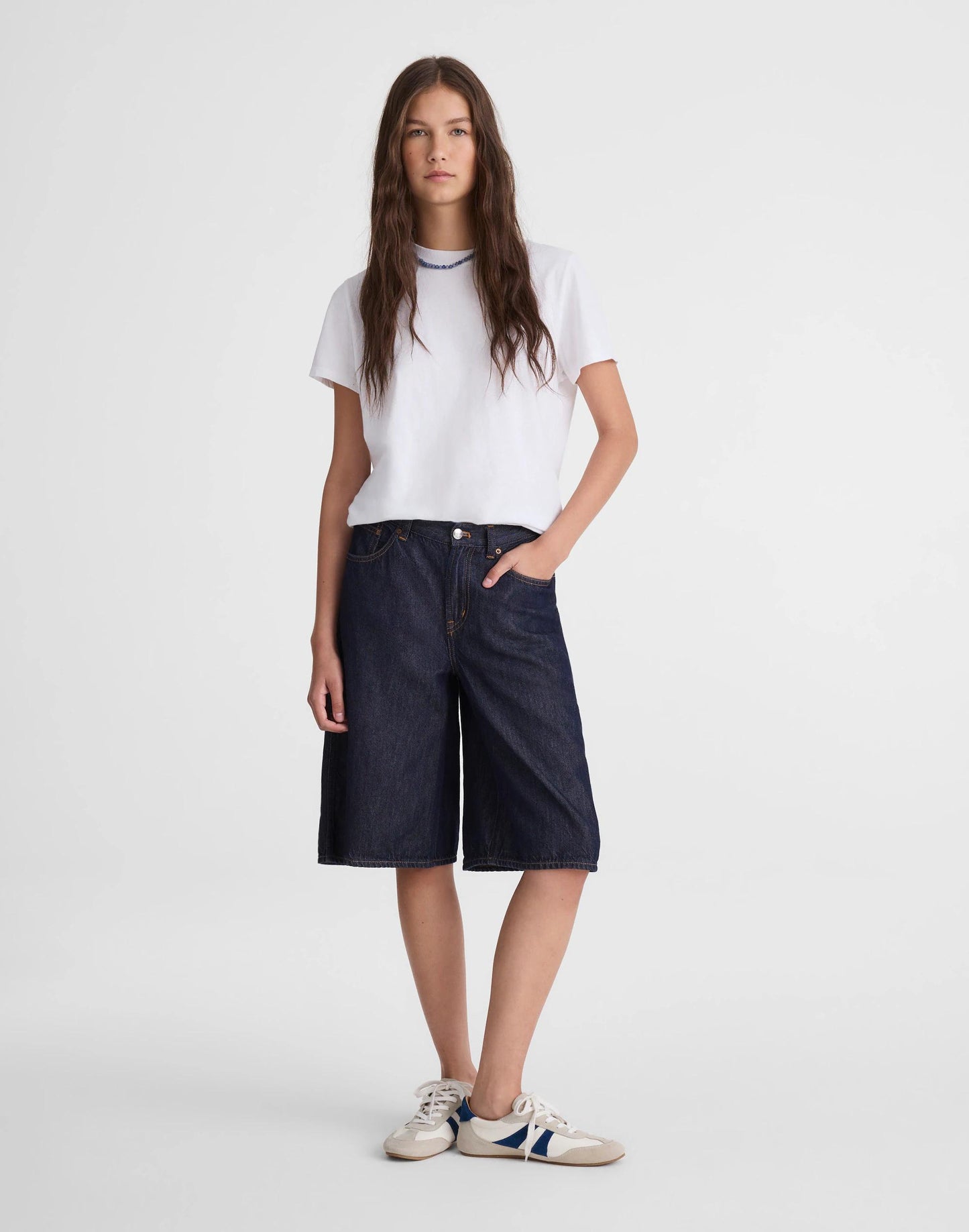 Madewell The V-Waist Bermuda Short in Airy Denim Rinse Wash