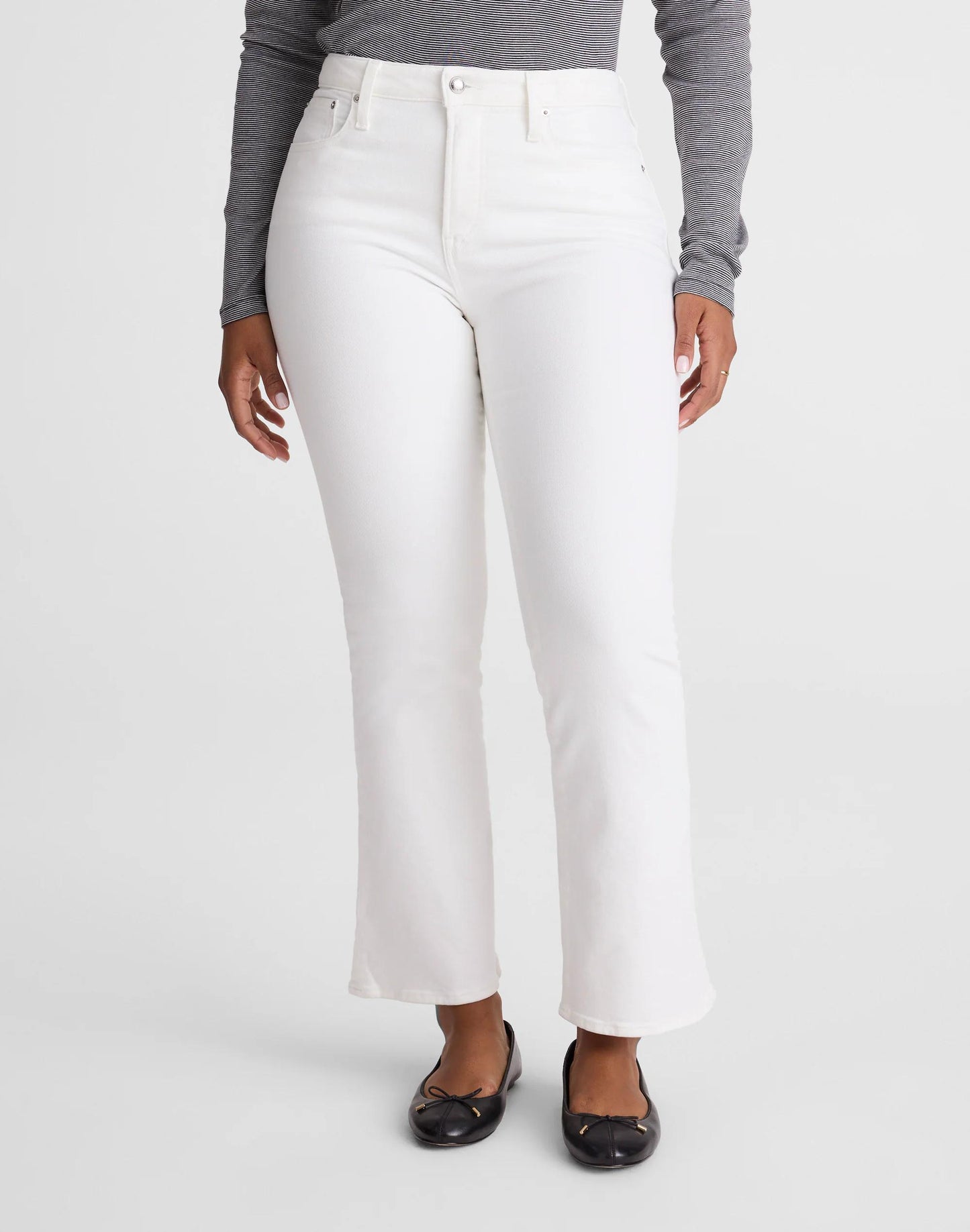 Madewell The Curvy Flare Crop Jean in Super Stretch Denim Tile White