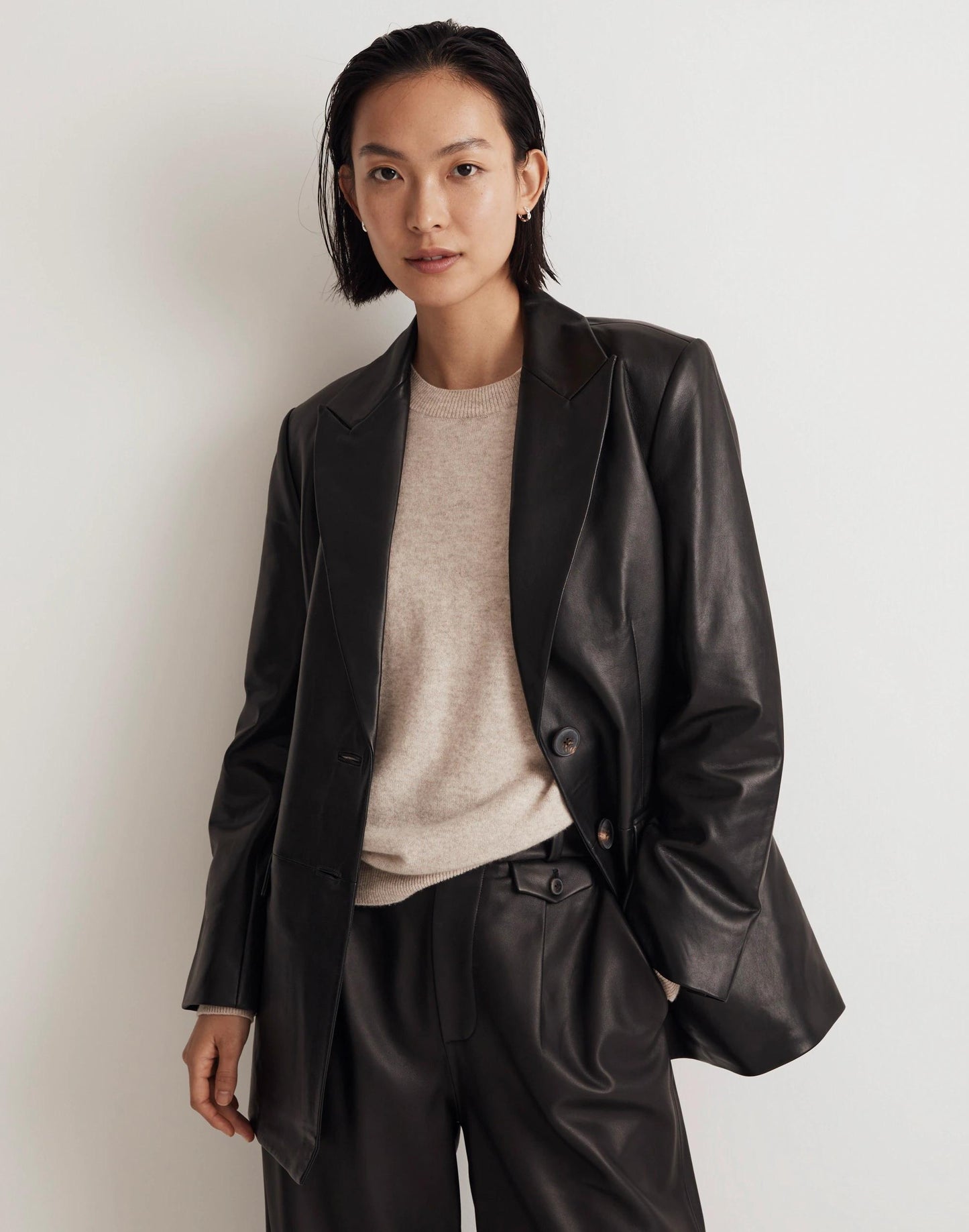 Madewell The Bedford Oversized Blazer in Leather True Black