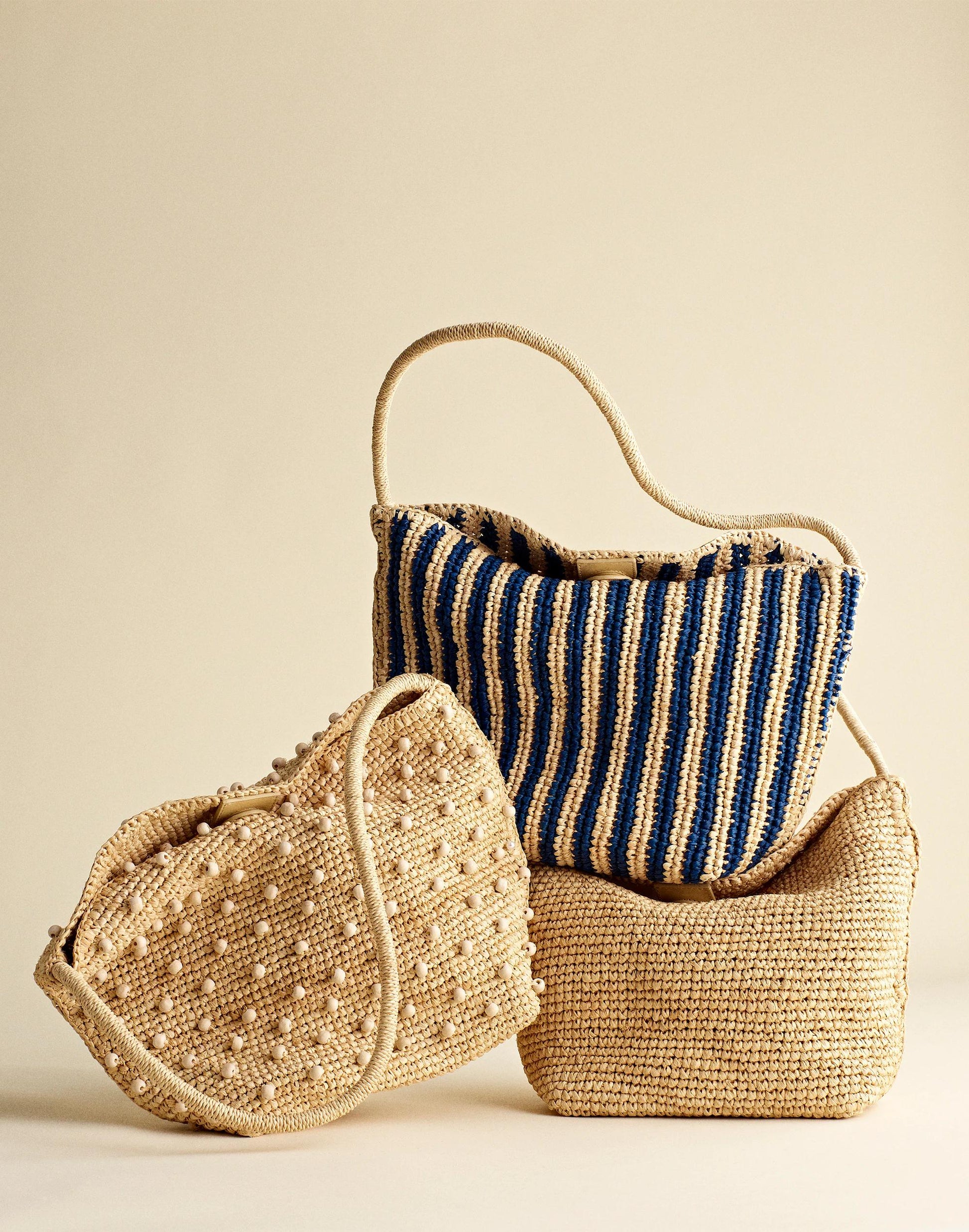 Madewell The Signature Woven Shoulder Bag in Raffia Natural