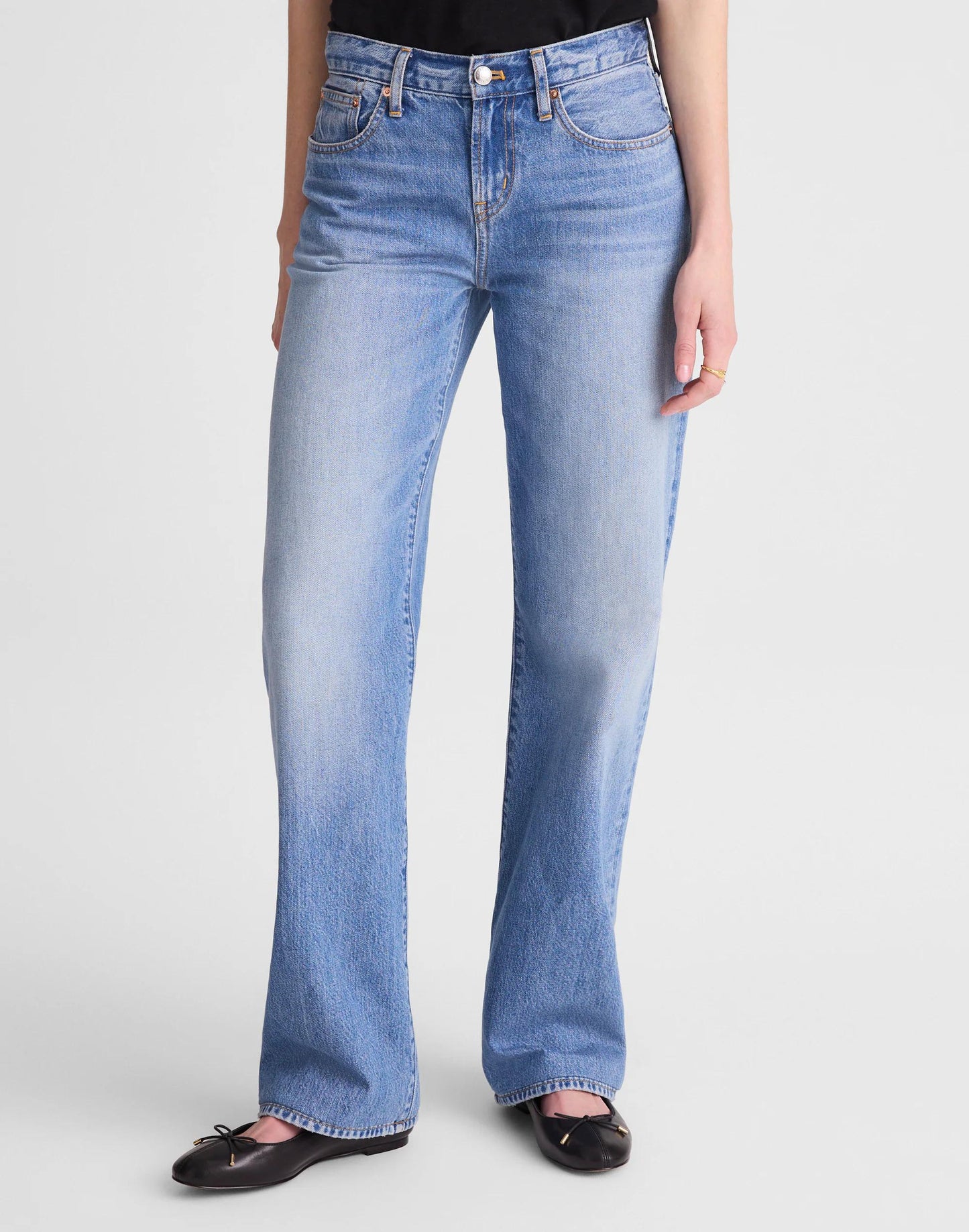 Madewell The Short Low-Rise Loose Jean Midvale Wash