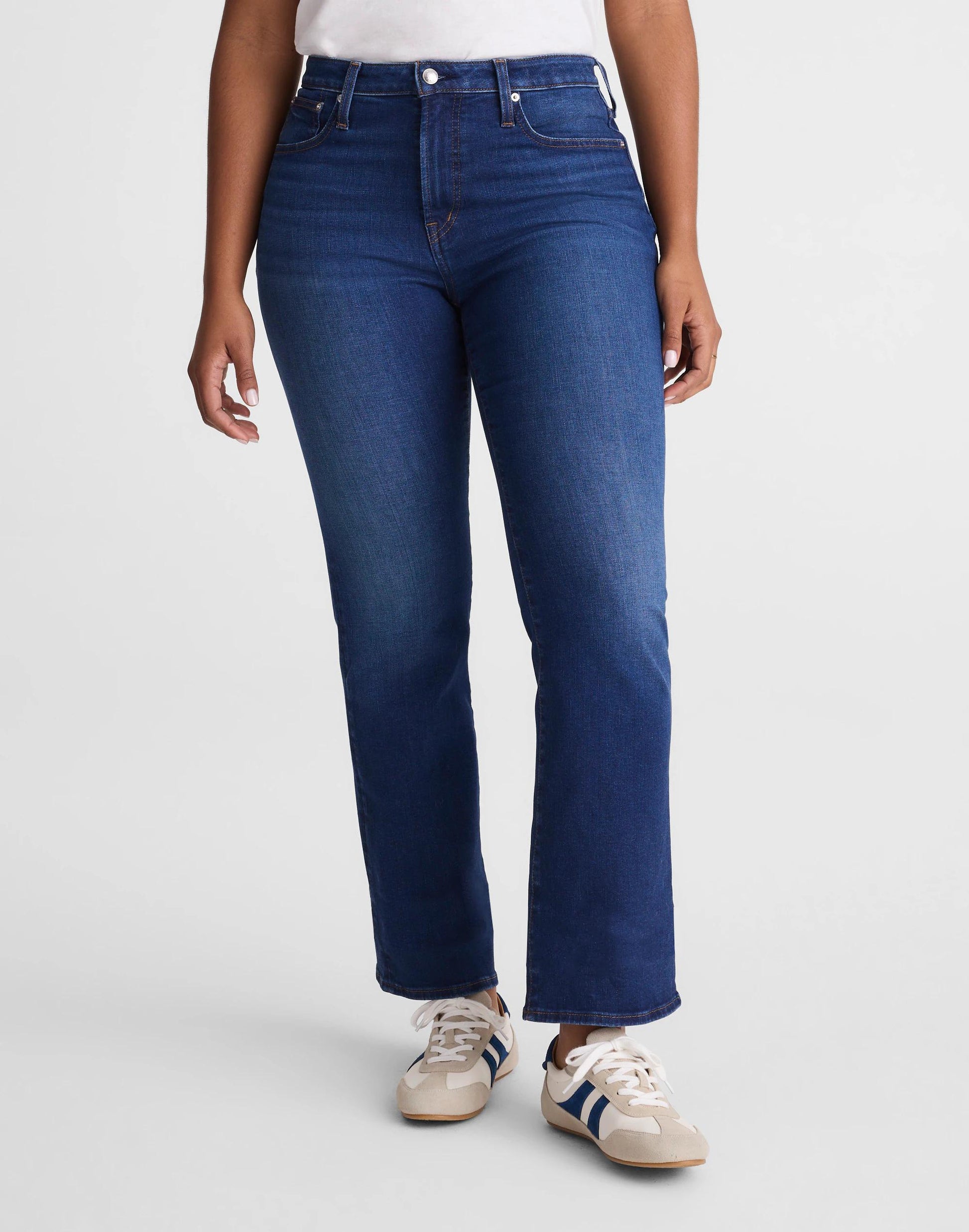 Madewell The Curvy Flare Crop Jean in Super Stretch Denim Osgoode Wash