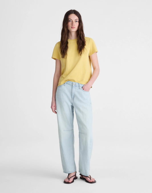 Madewell The Short Darted Barrel-Leg Jean in Airy Denim Laguna Wash