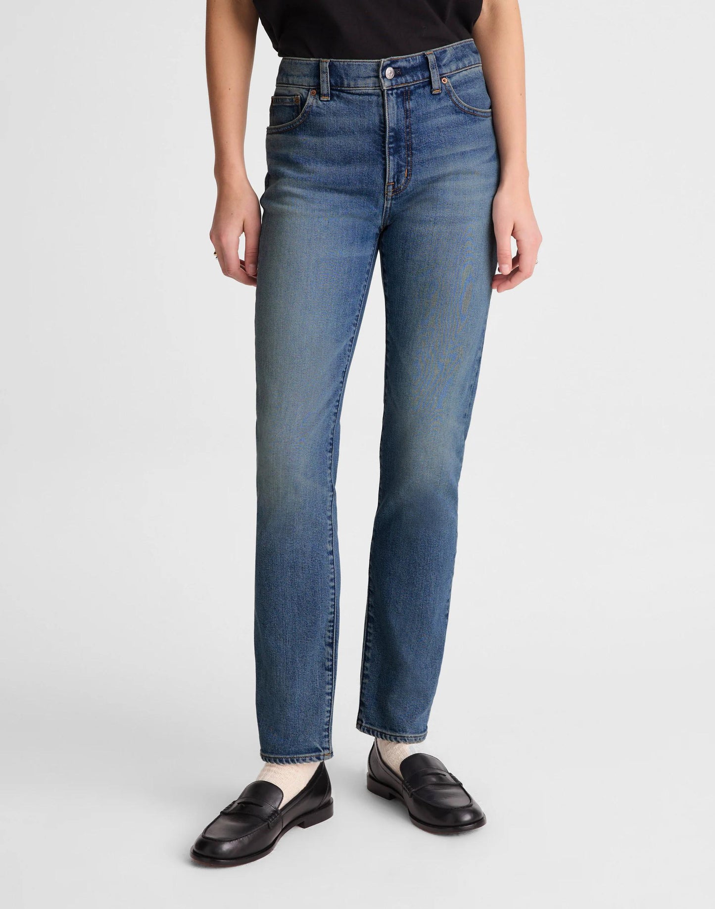 Madewell The Petite Jules Slim-Straight Jean Concho Wash