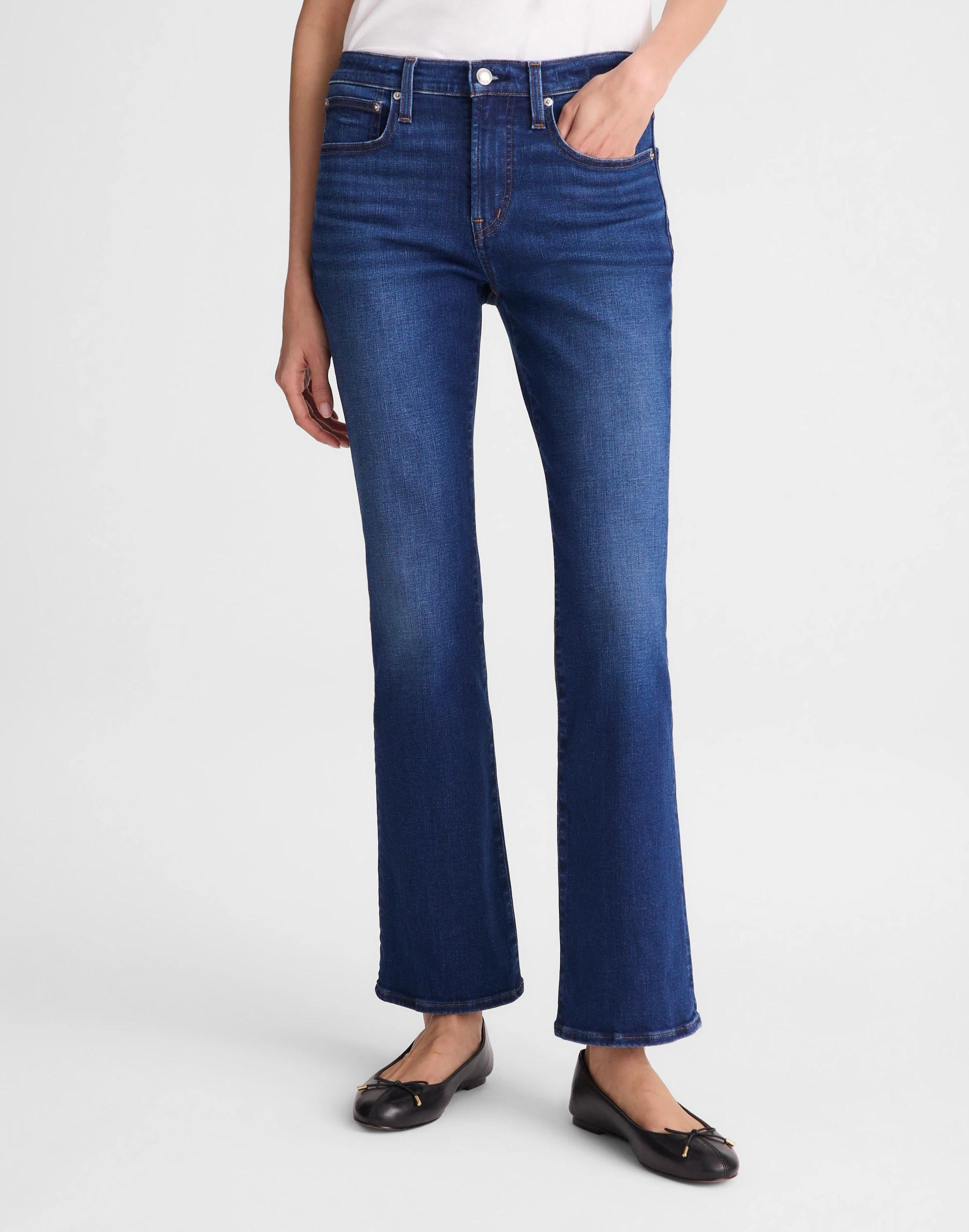 Madewell The Flare Crop Jean in Super Stretch Denim Osgoode Wash