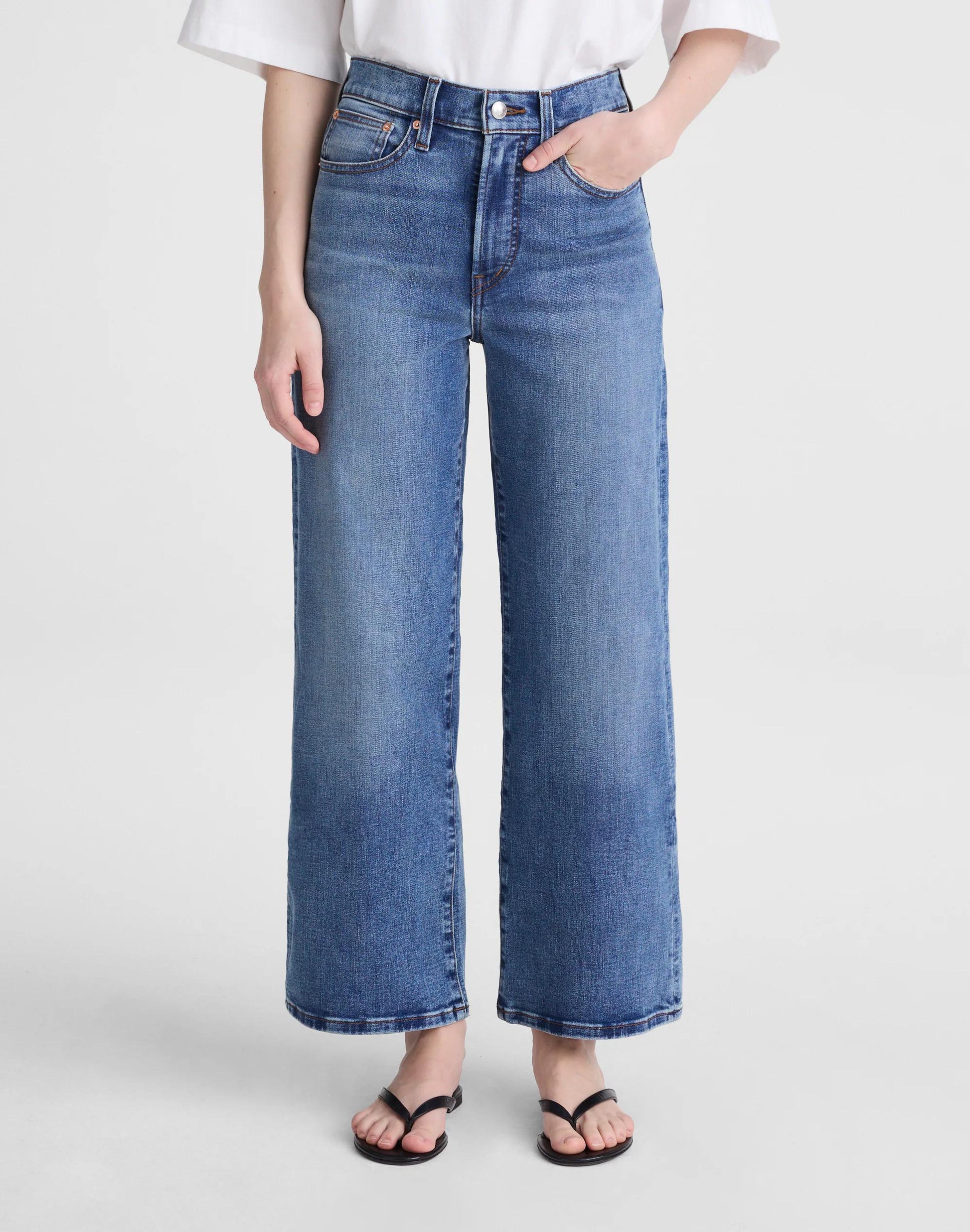 Madewell The Short Wide-Leg Crop Jean in Super Stretch Denim Oneida Wash