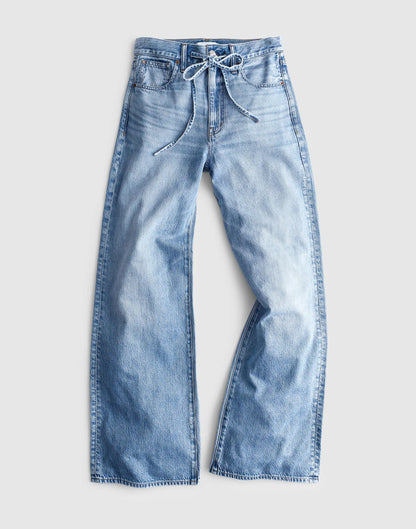 Madewell The Plus Ultimate Wide-Leg Jean in Airy Denim Raebrook Wash