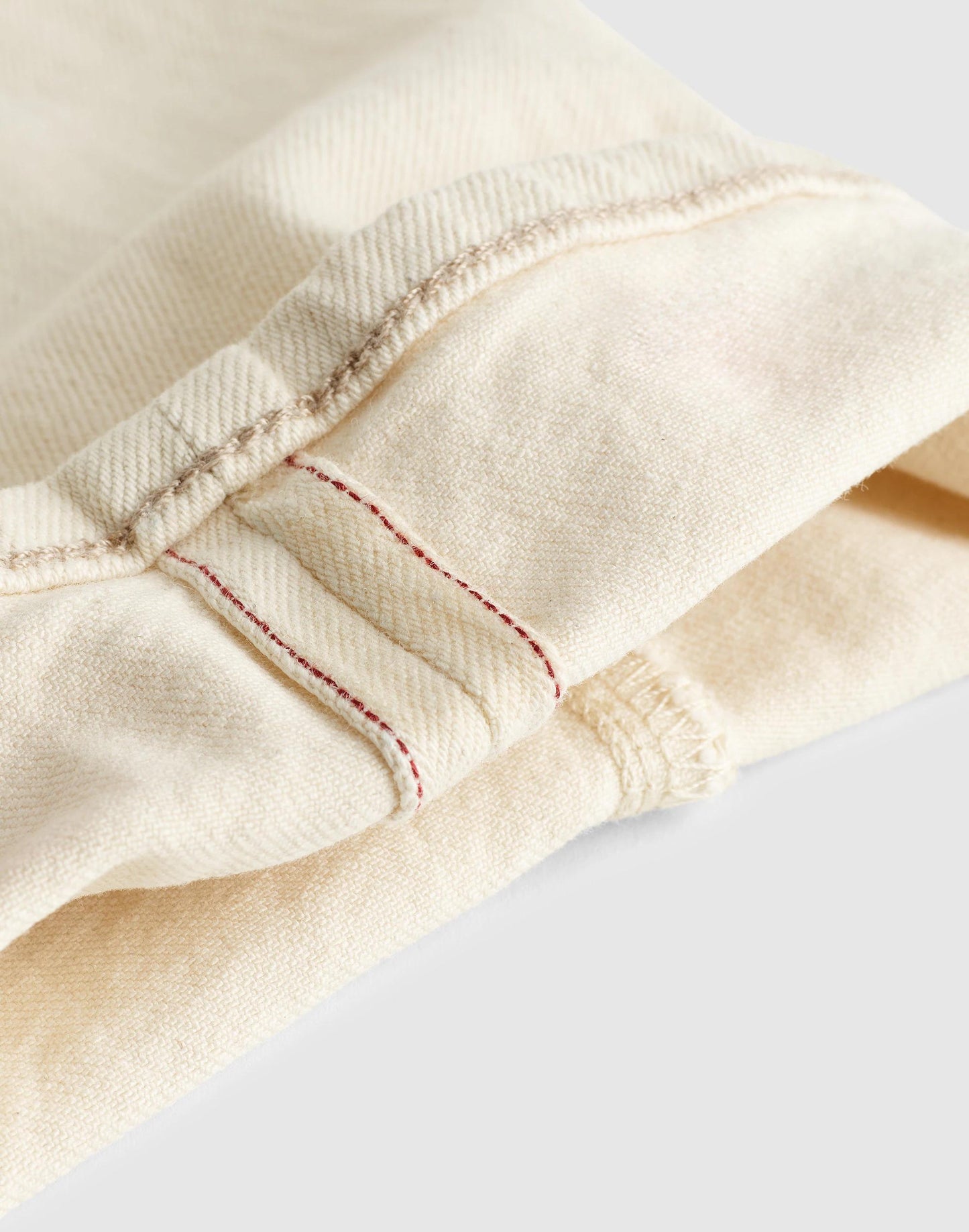 Madewell Relaxed Taper Jeans in Comfort Selvedge Ecru