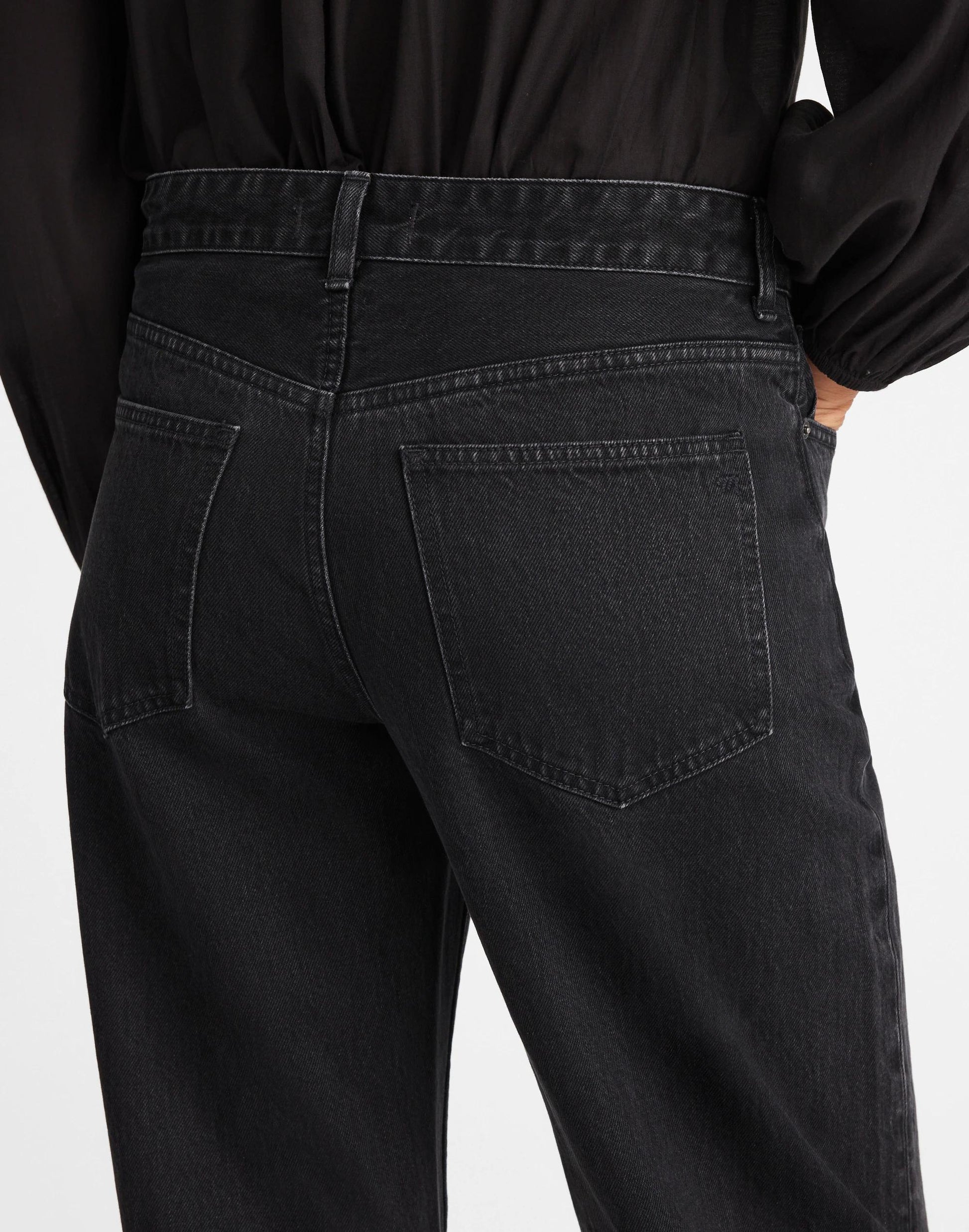 Madewell The Tall Darted Barrel-Leg Jean Washed Black